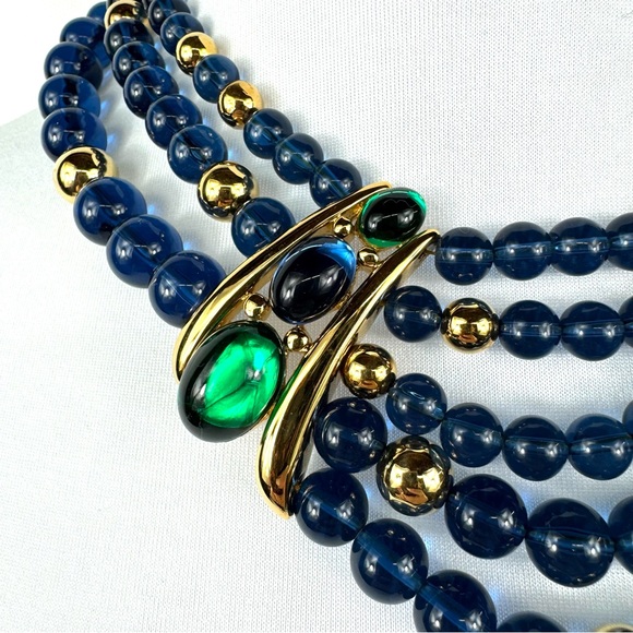 Vintage signed Napier multi-strand statement necklace blue, gold & green beads - Picture 2 of 11